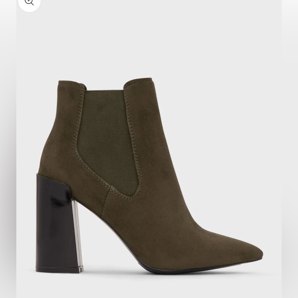 NWOT size 7 Matt & Nat FRAN Vegan High Heeled Chelsea Boot
